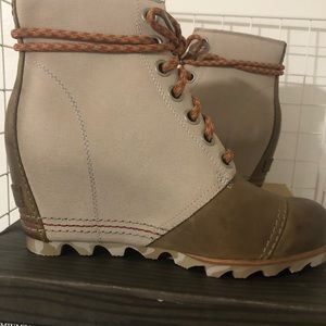 Sorel wedge boots 1964 premium NEW , never worn .